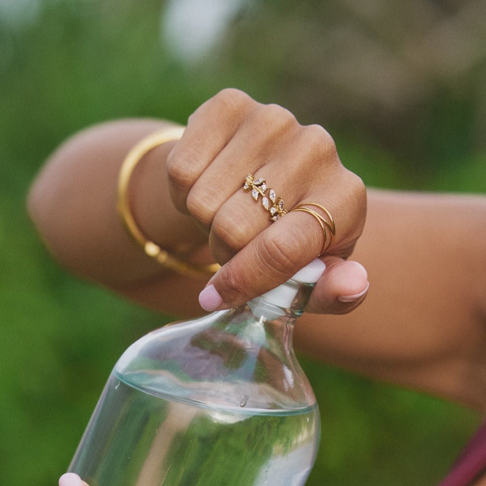 The Vine – Women's 18K Gold Crystal Ring | Huna Signatures