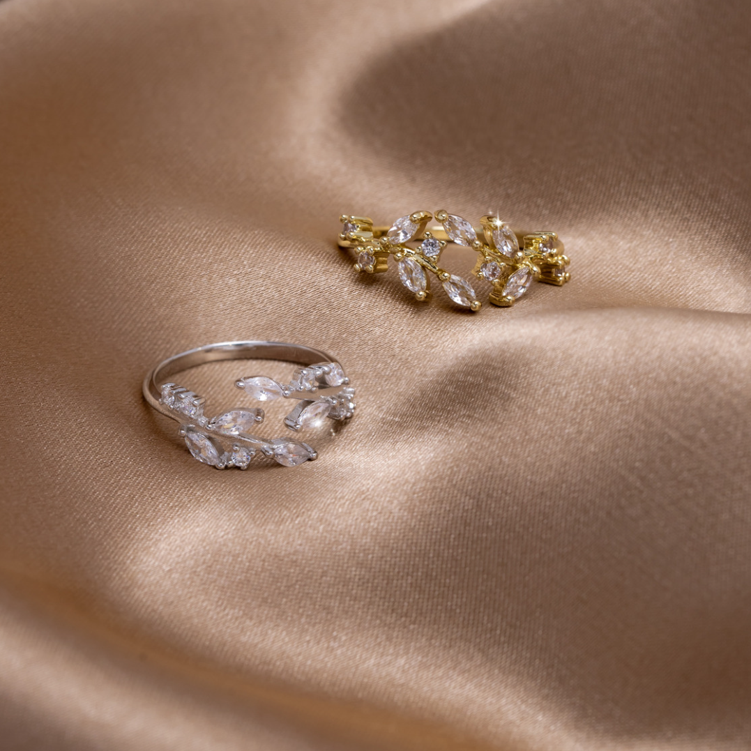 The Vine – Women's 18K Gold Crystal Ring | Huna Signatures