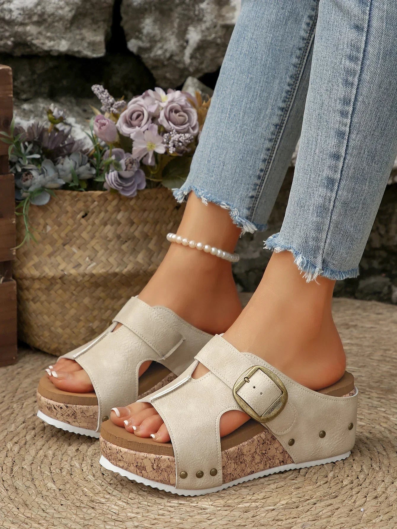 Women's Platform Sandals – Cushioned Flat | The Bella | Huna