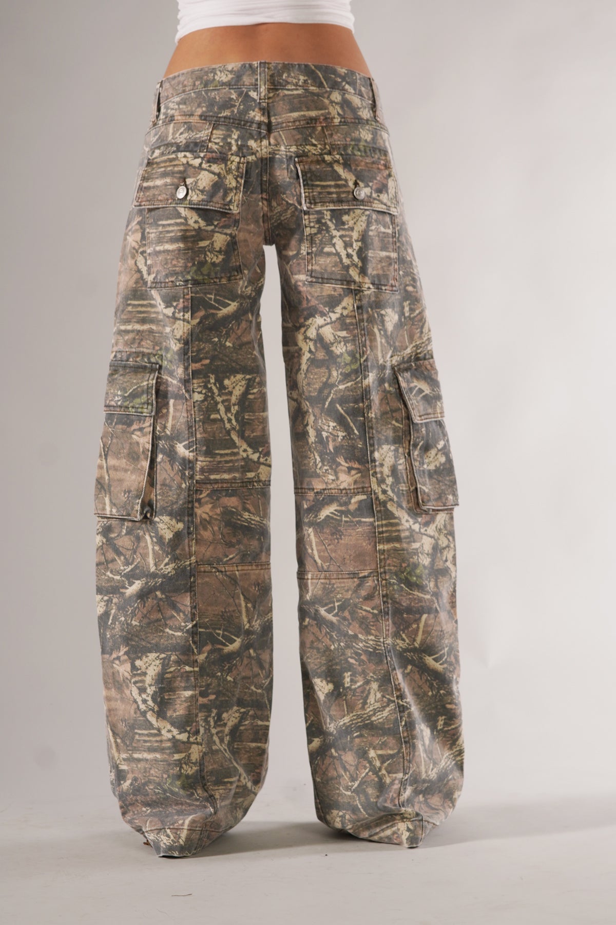 Women's Camo Cargo Pants UK – Utility Pockets | The Robyn | Huna