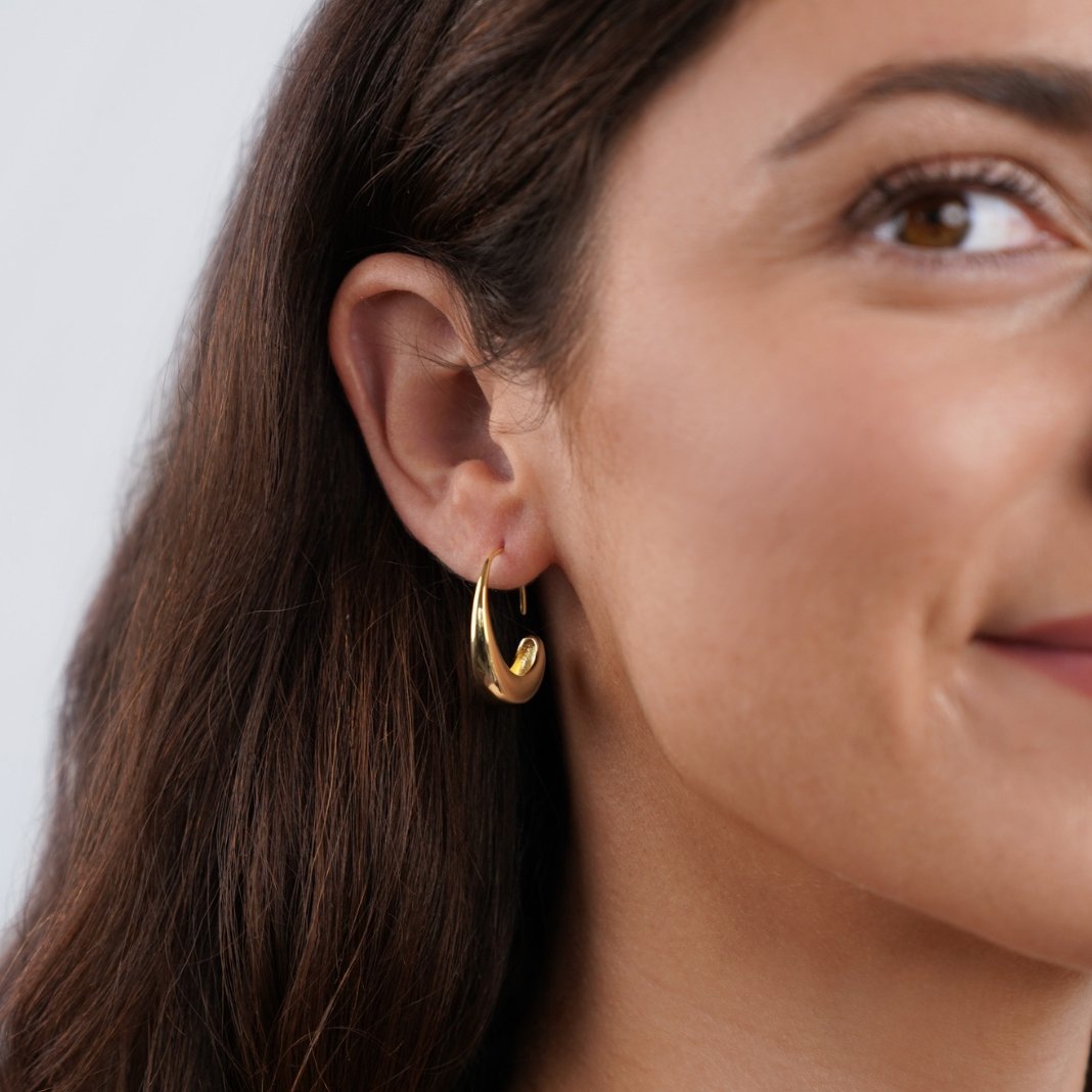 The Drop – Women's Classic Gold Drop Hoop Earrings | Huna Signatures
