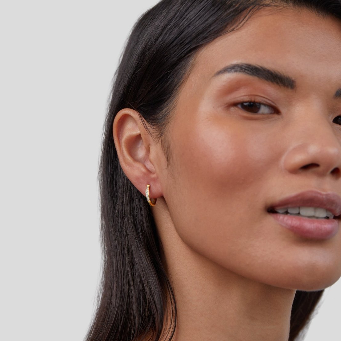 The Eternity – Women's Crystal Hoop Earrings | Huna Signatures