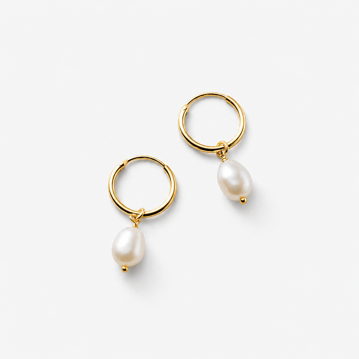 The Bella – Women's Freshwater Pearl Hoop Earrings | Huna Signatures