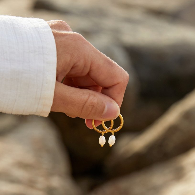 The Bella – Women's Freshwater Pearl Hoop Earrings | Huna Signatures