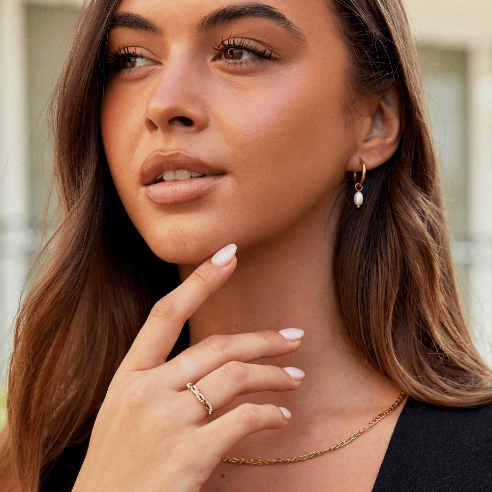 The Bella – Women's Freshwater Pearl Hoop Earrings | Huna Signatures
