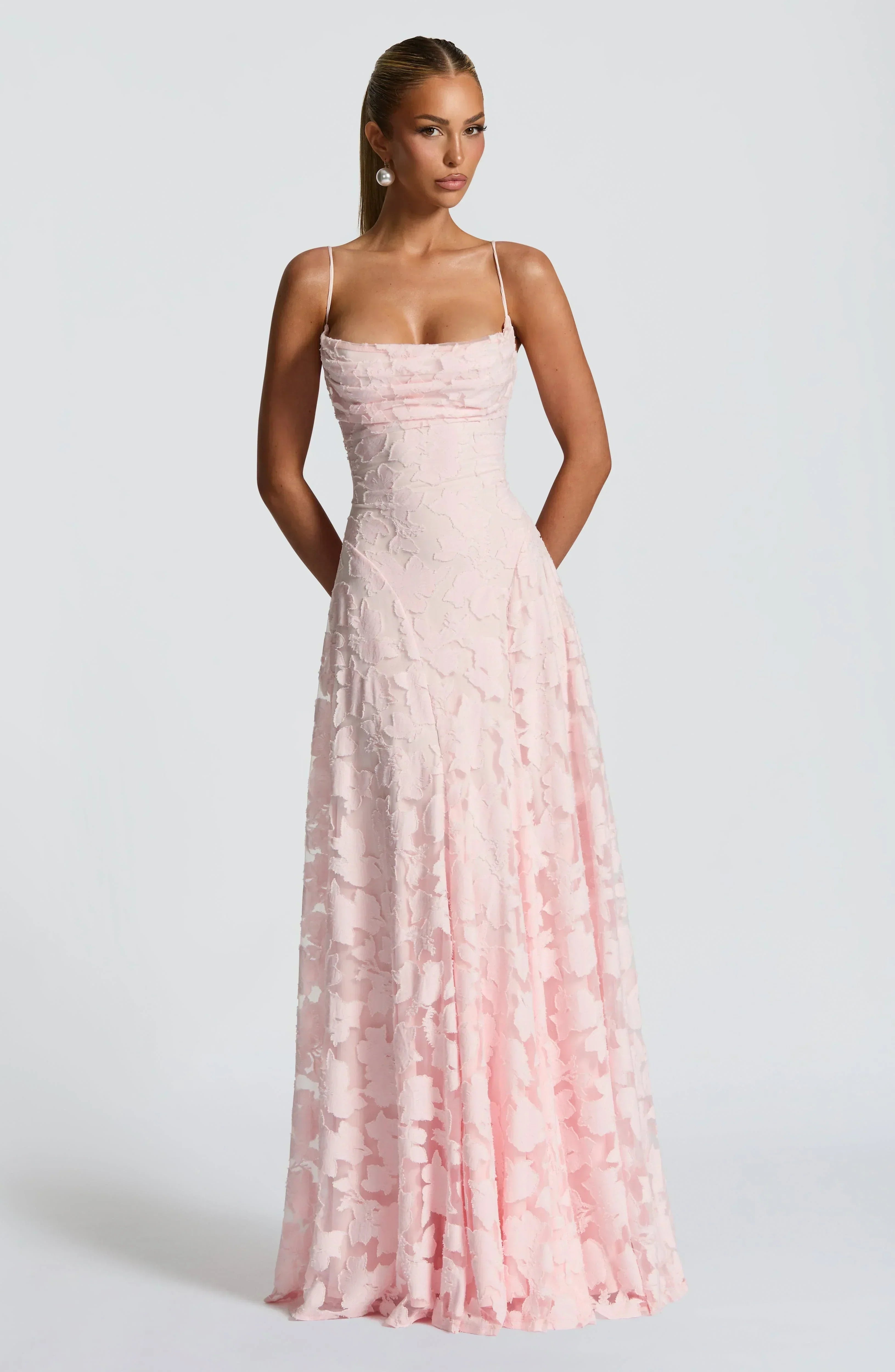 The Maevy – Women's Elegant Maxi Dress | Huna