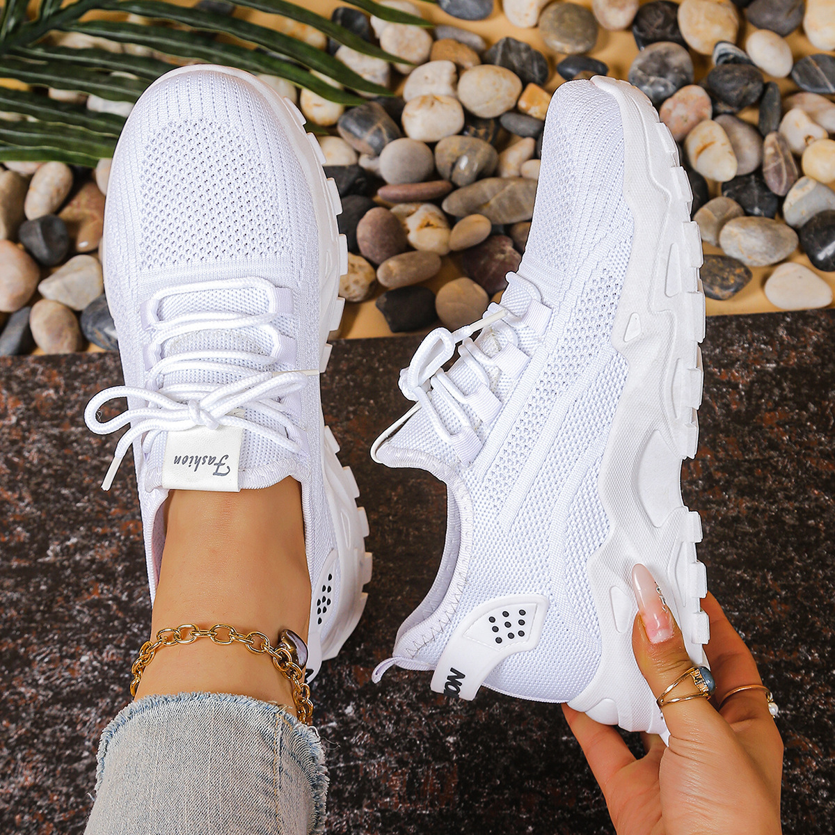 Women's Orthopedic Sneakers – Arch Support & Cushioned | The Maica | Huna