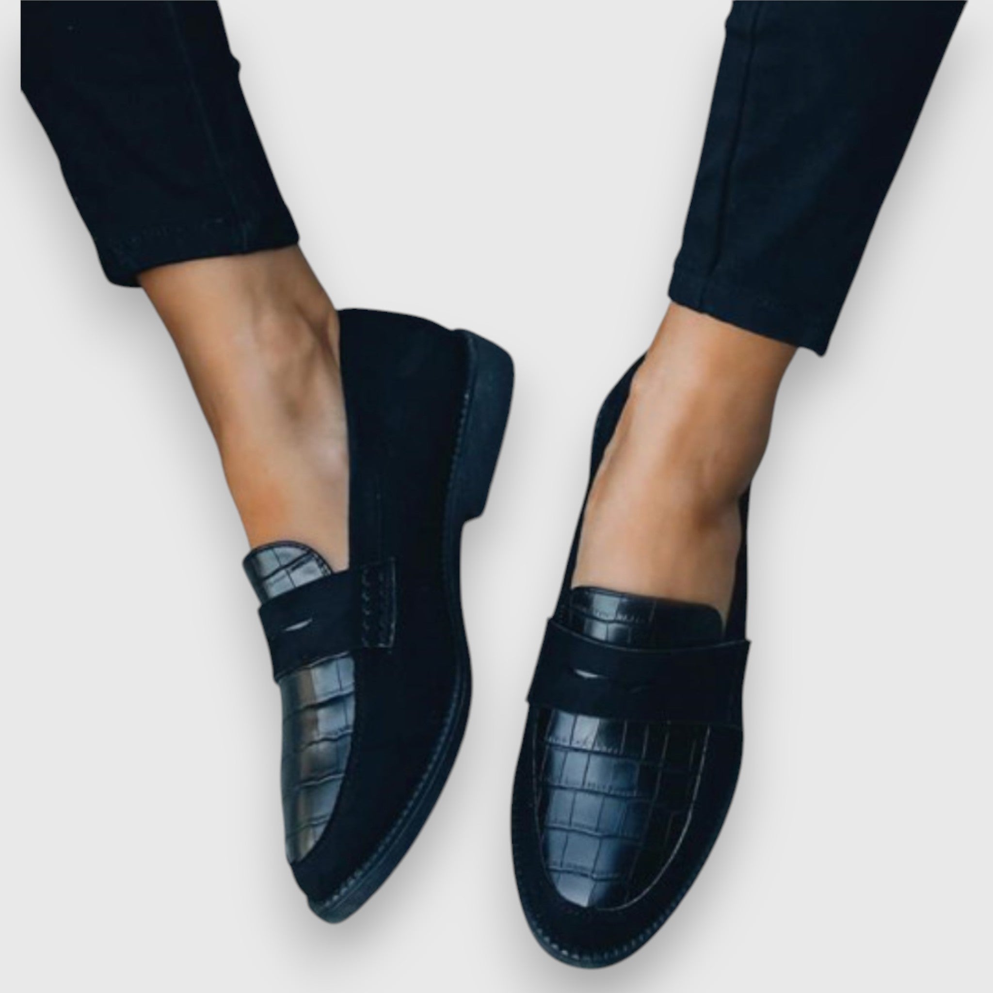 Women's Orthopedic Loafers UK – Padded Insole | The Marie | Huna