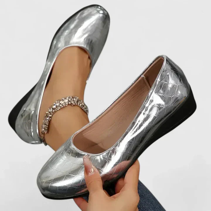 Women's Orthopedic Shoes UK – Pain-Free Walking | The Miryahh | Huna