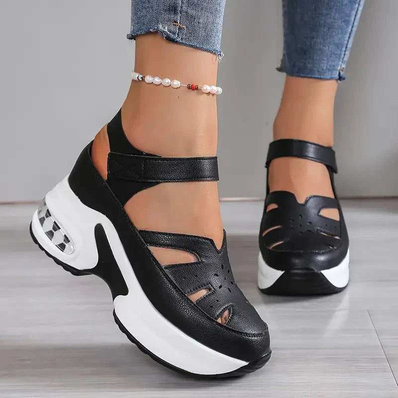 Women's Orthopedic Sandals – All-Day Comfort | The Riva | Huna