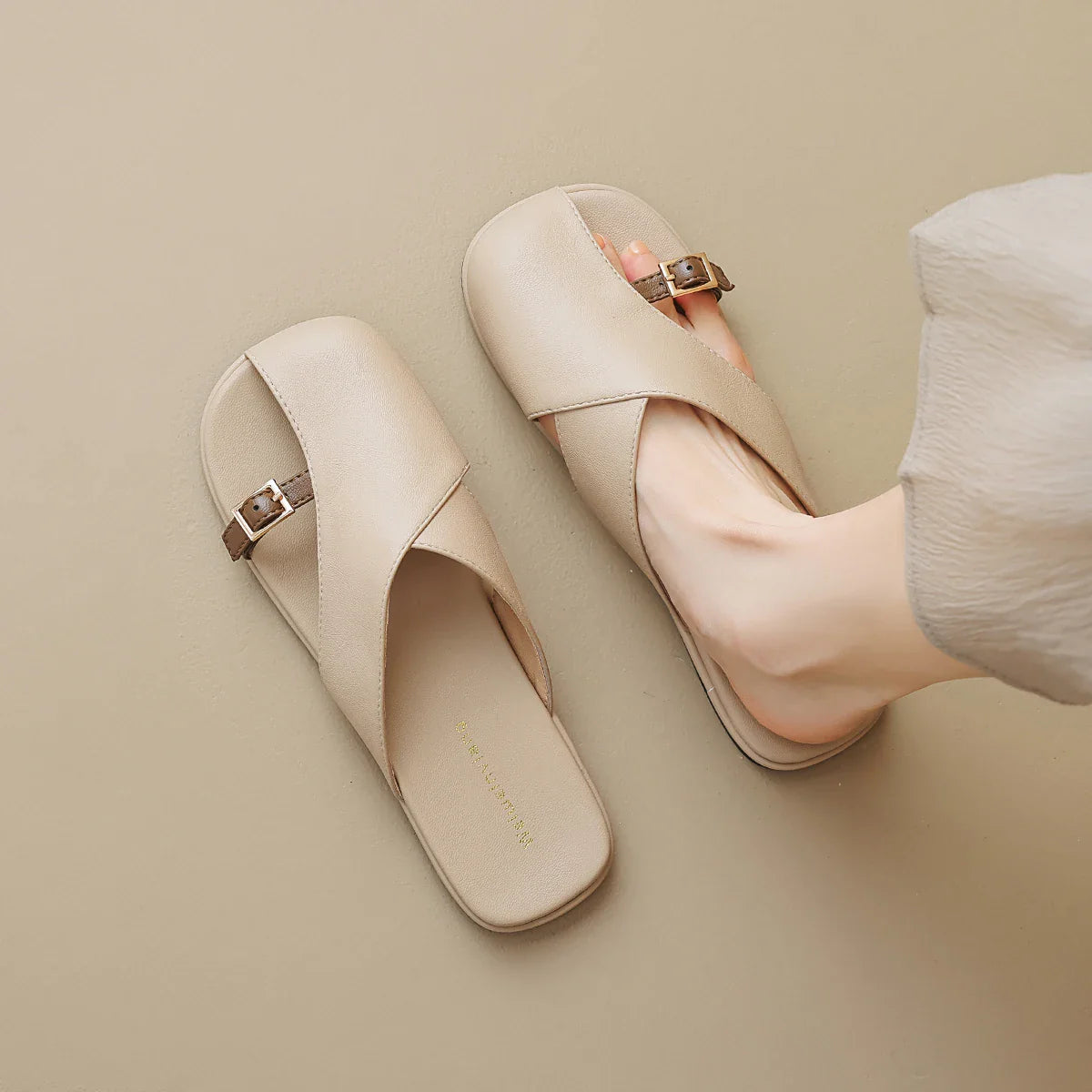 Women's Crisscross Flat Sandals – Leather Strap | The Vienna | Huna