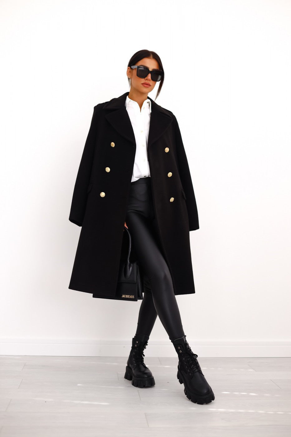 Women's Wool Blend Coat UK – Elegant Long Winter Outerwear | The Ottavia | Huna