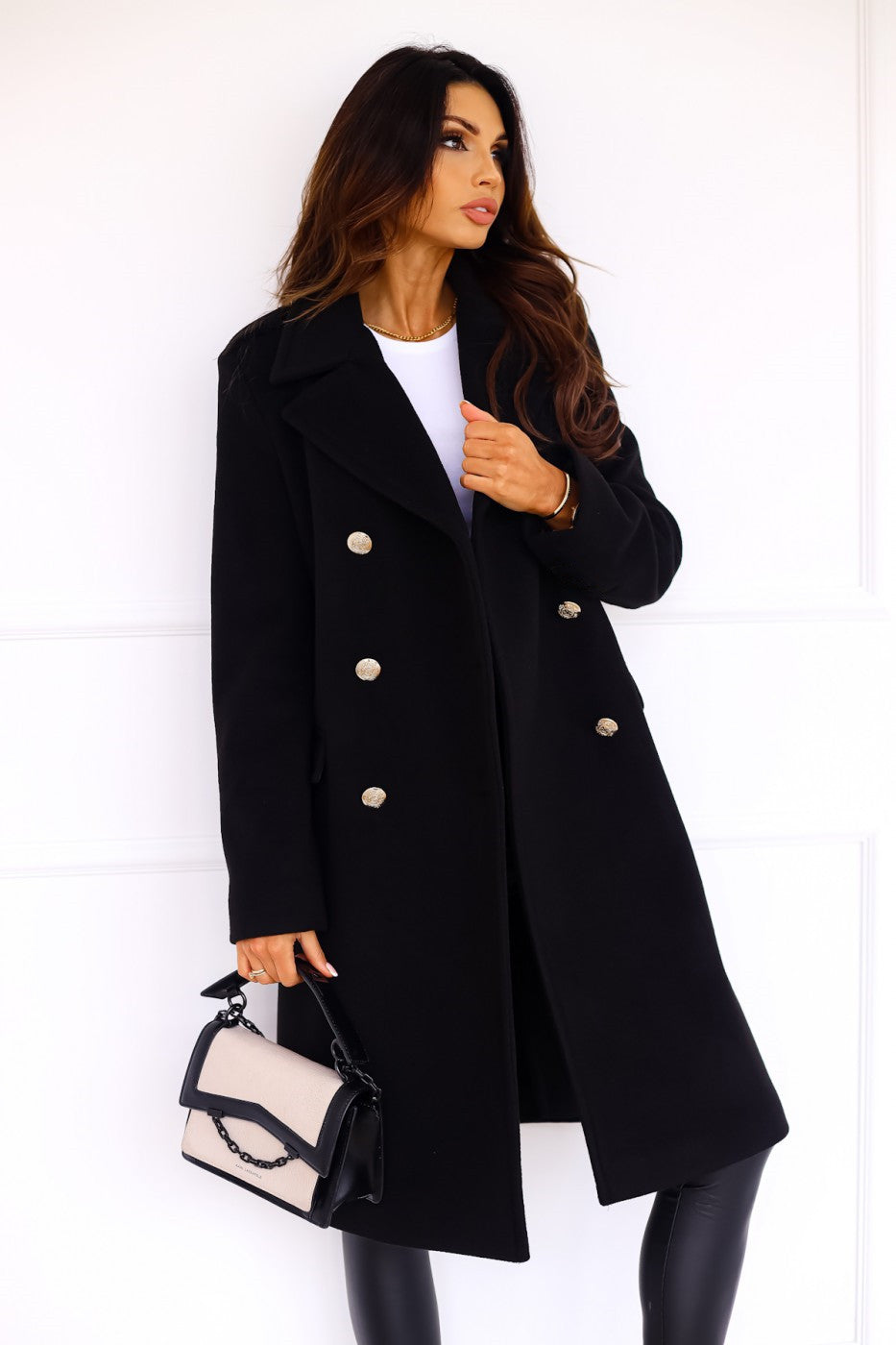 Women's Wool Blend Coat UK – Elegant Long Winter Outerwear | The Ottavia | Huna