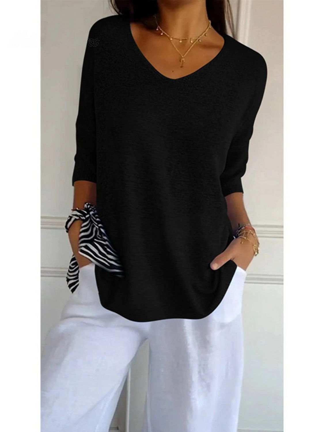 Women's V-Neck Knitted Top UK – 3/4 Sleeve Lightweight | The Delia | Huna